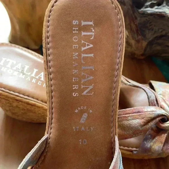 Slightly used Italian shoemakers sandals women’s 10 made in Italy. - Picture 2 of 6